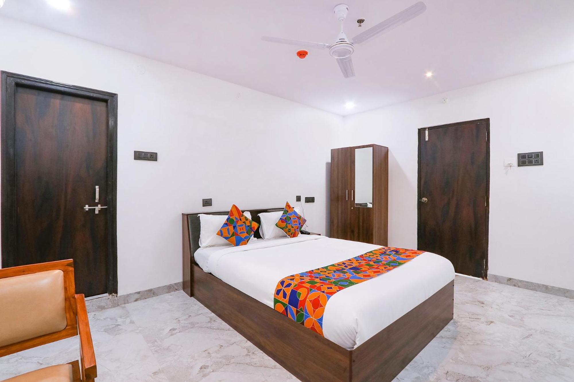 Fabhotel Relax Inn 하이데라바드 외부 사진