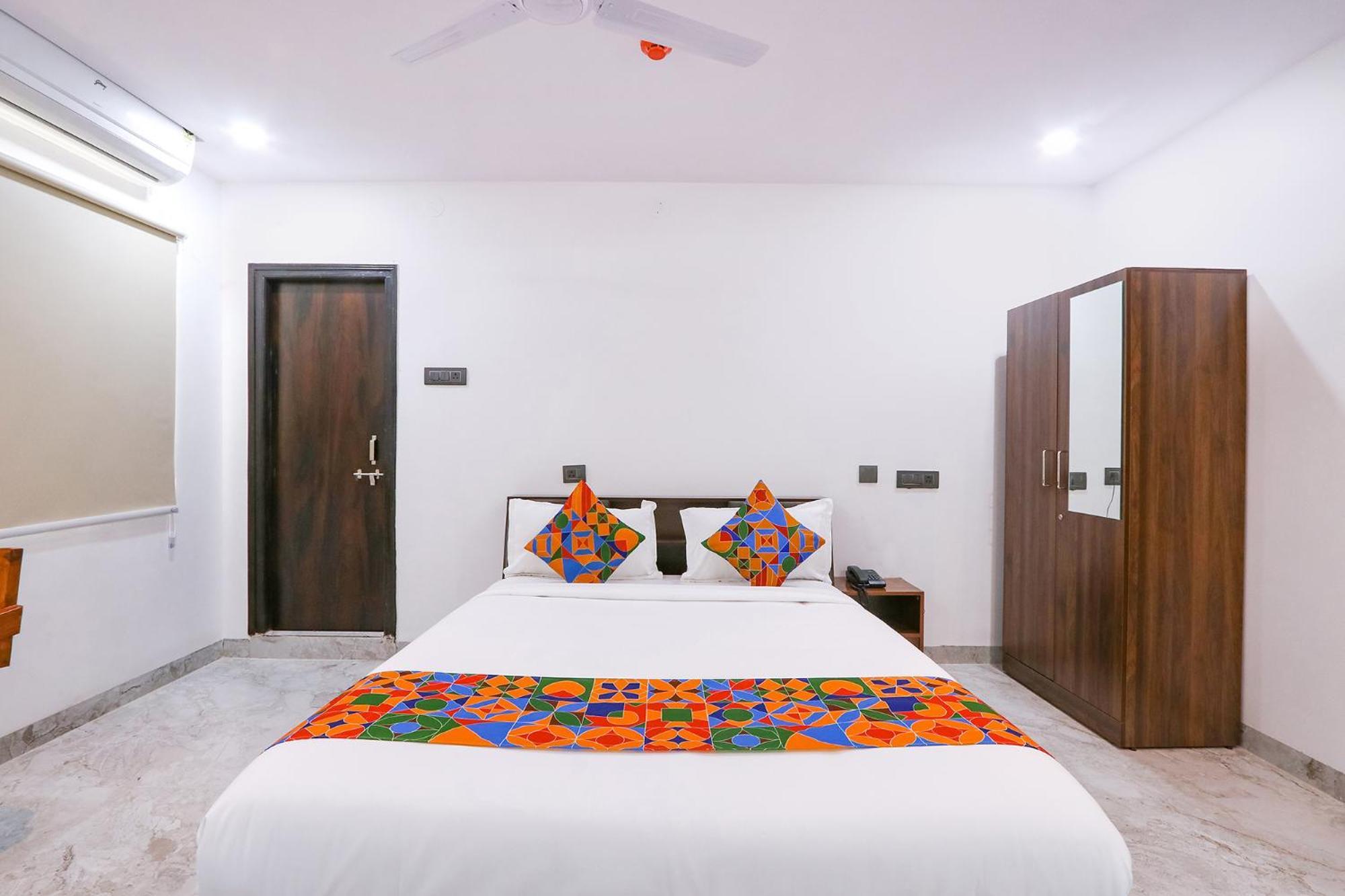 Fabhotel Relax Inn 하이데라바드 외부 사진