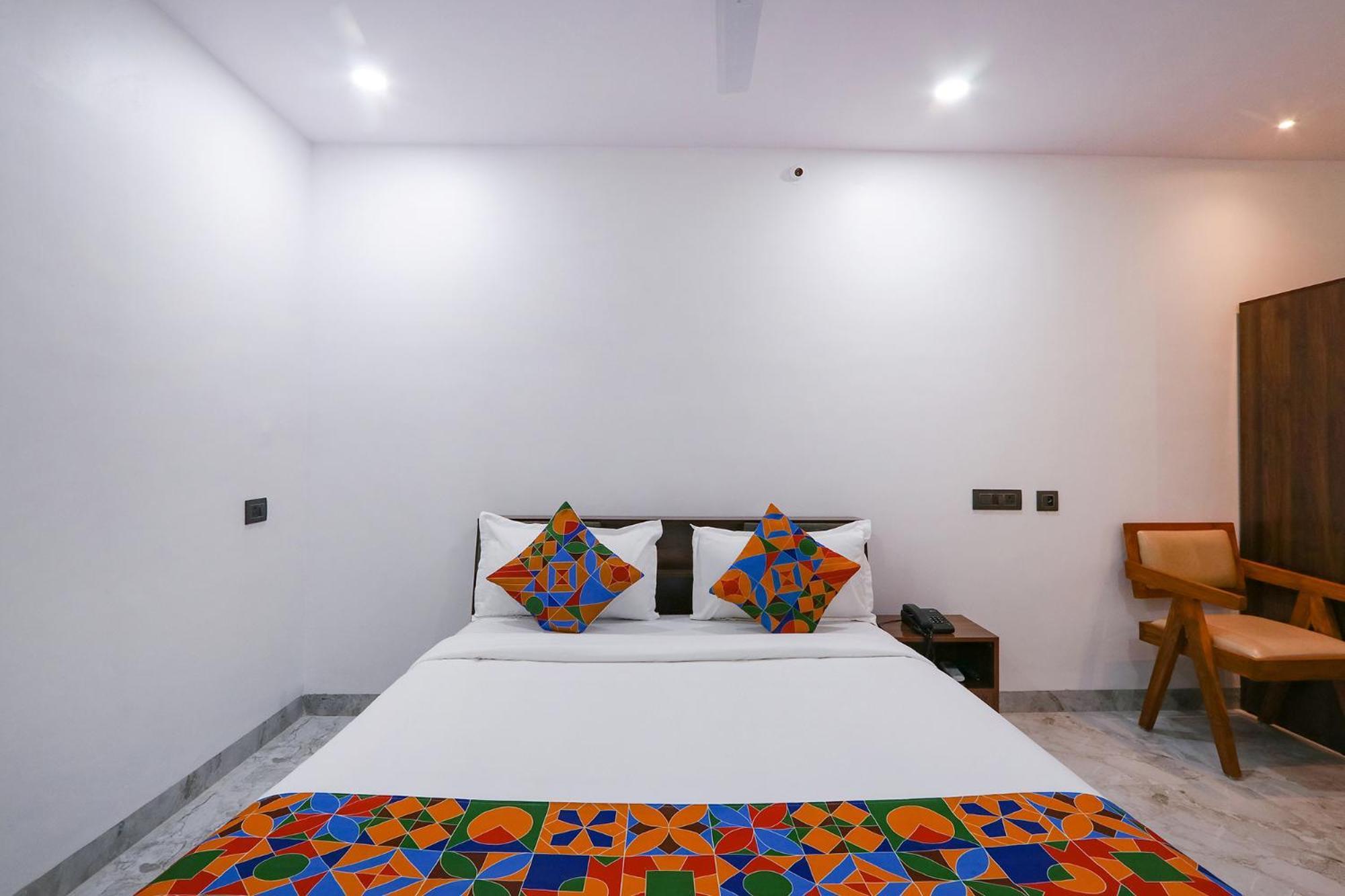 Fabhotel Relax Inn 하이데라바드 외부 사진