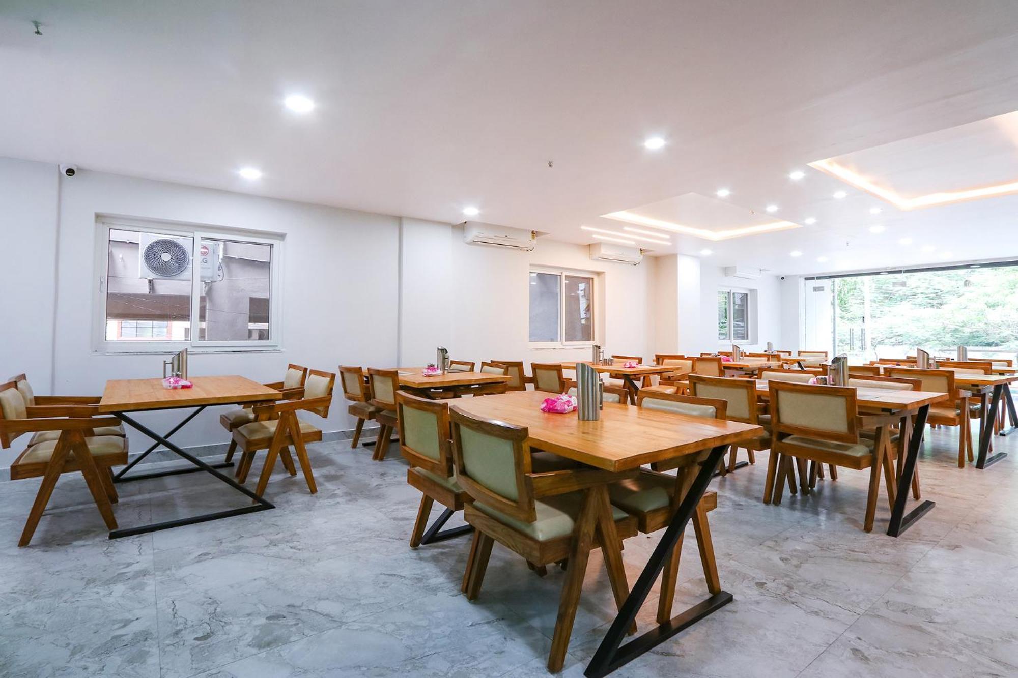 Fabhotel Relax Inn 하이데라바드 외부 사진