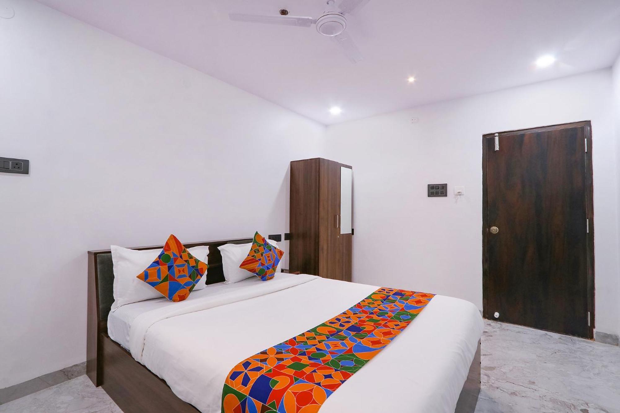 Fabhotel Relax Inn 하이데라바드 외부 사진