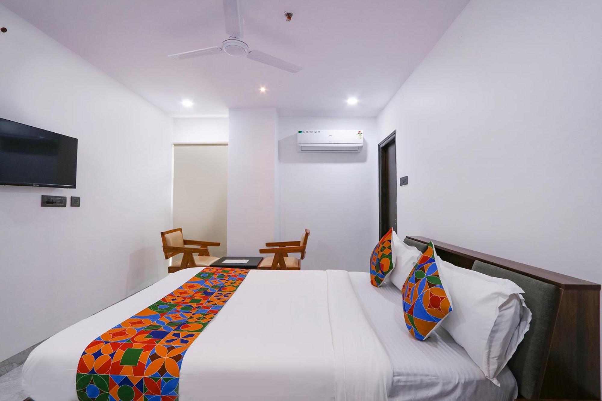 Fabhotel Relax Inn 하이데라바드 외부 사진
