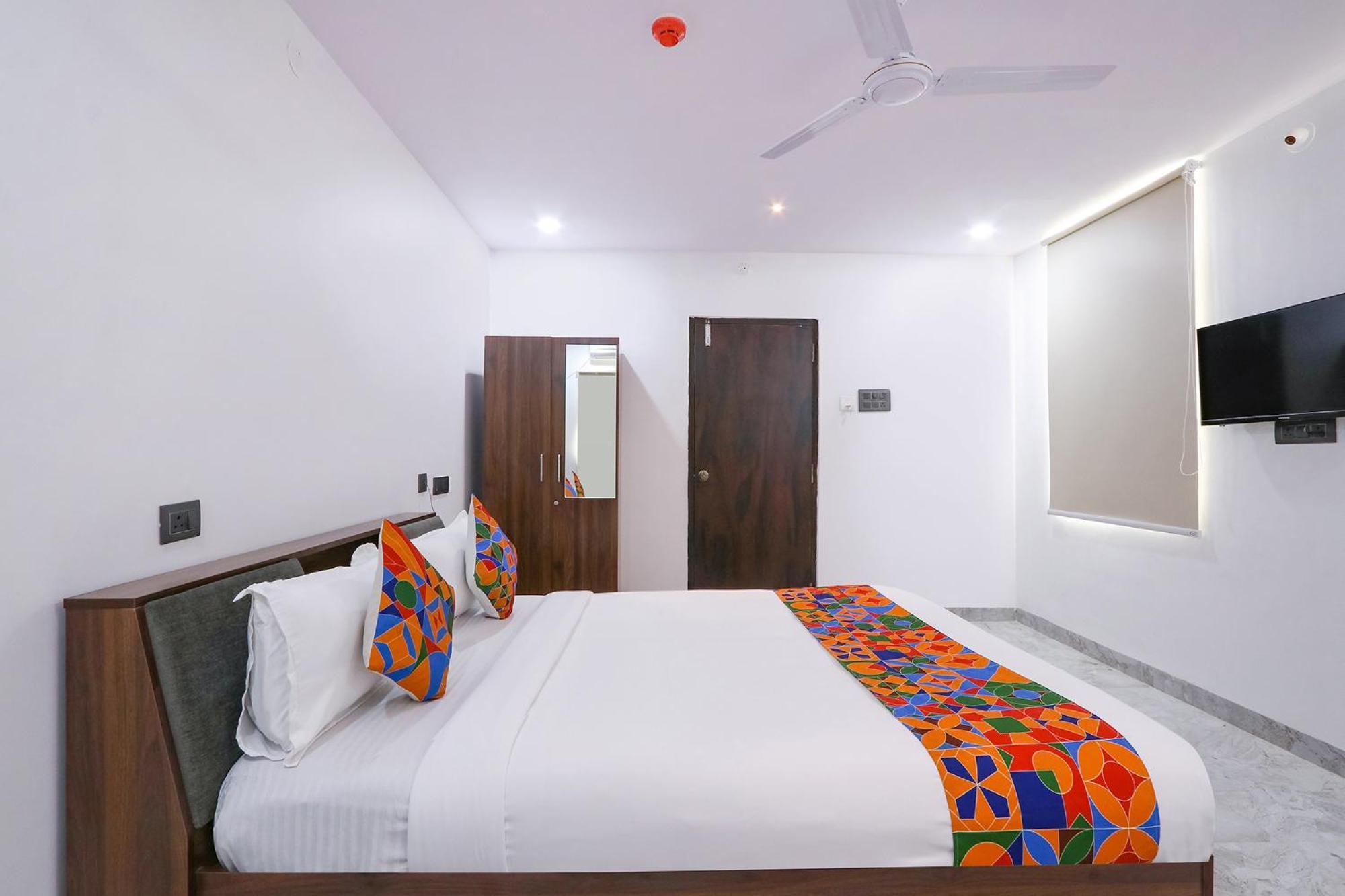 Fabhotel Relax Inn 하이데라바드 외부 사진